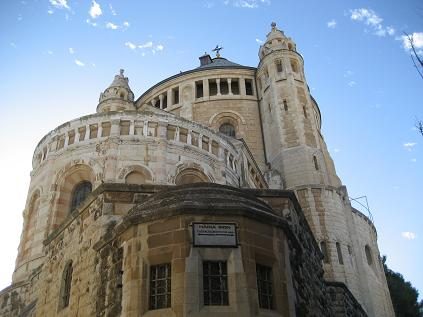 Mengunjungi Bukit Sion